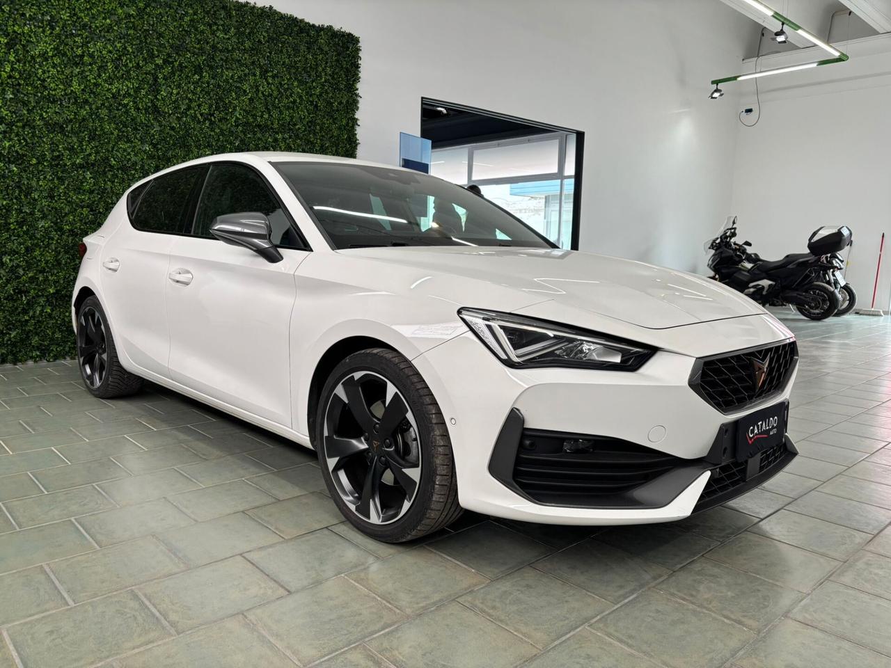 Cupra Leon 1.5 Hybrid 150 CV DSG