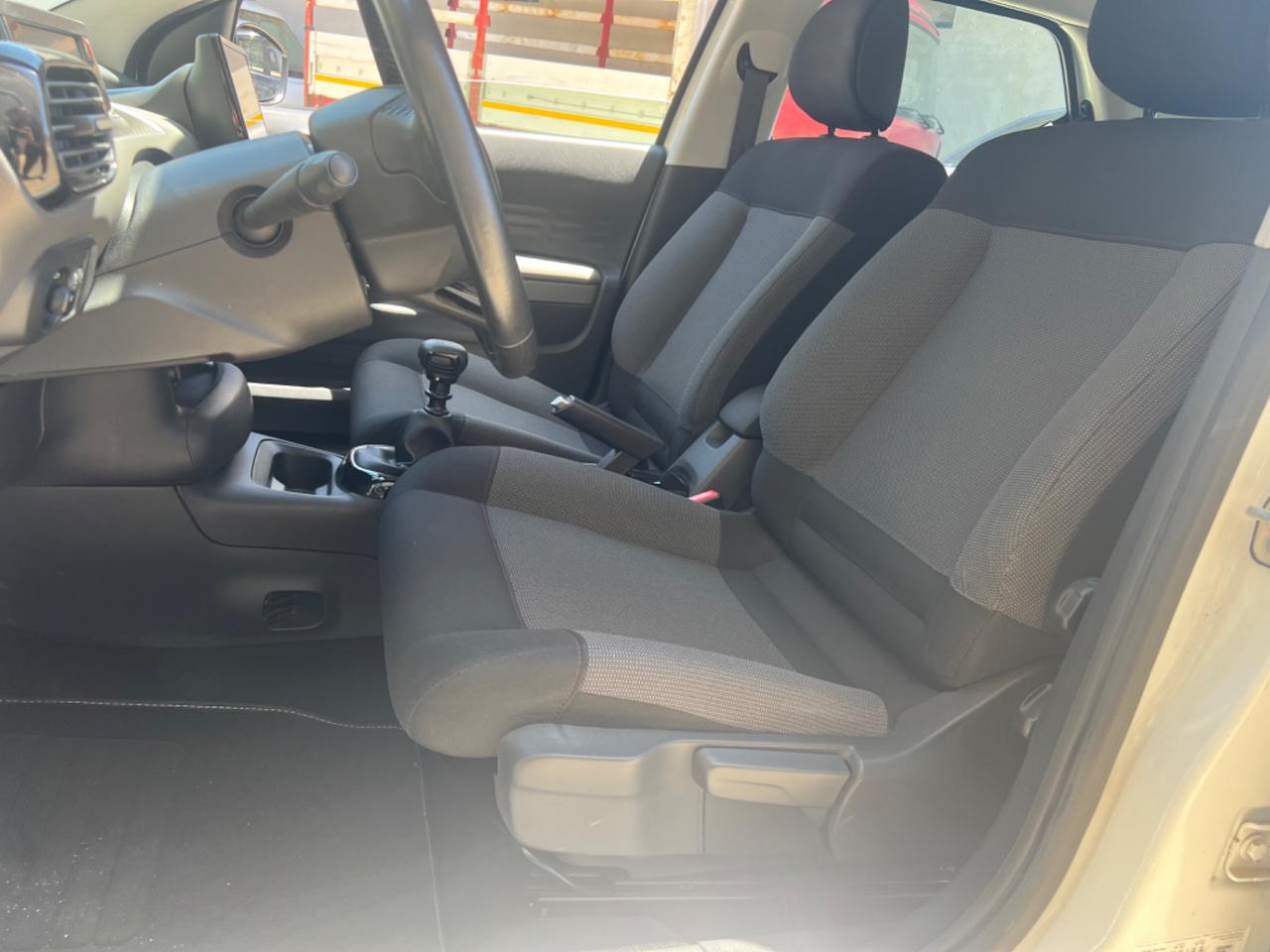 Citroen C4 Cactus BlueHDi 100 S&S Shine Pack