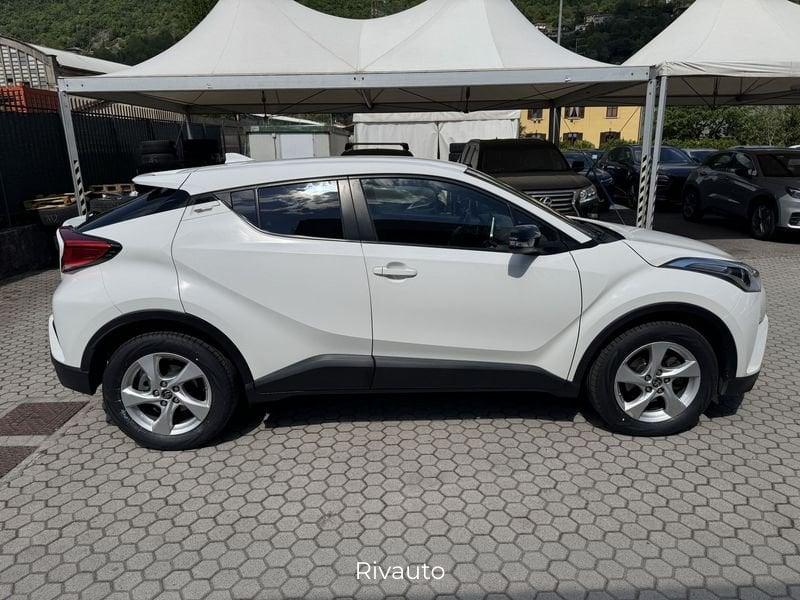 Toyota C-HR 1.2T (116CV) CVT Active