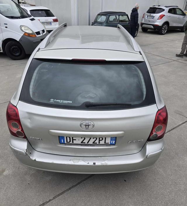 TOYOTA Avensis BENZINA/GPL 1.8 16V SW senza nessun lavoro da fare