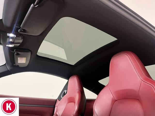 Porsche 911 Carrera 4S **Leasing 990 € al mese**