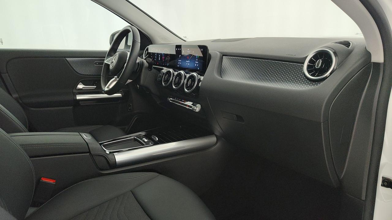 Mercedes-Benz GLA 180 d Progressive Advanced auto