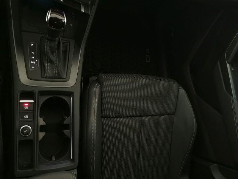 Audi Q3 45 1.4 tfsi e S Line Edition s-tronic
