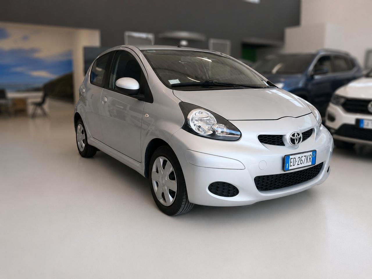 Toyota Aygo 1.0 12V VVT-i 5 porte