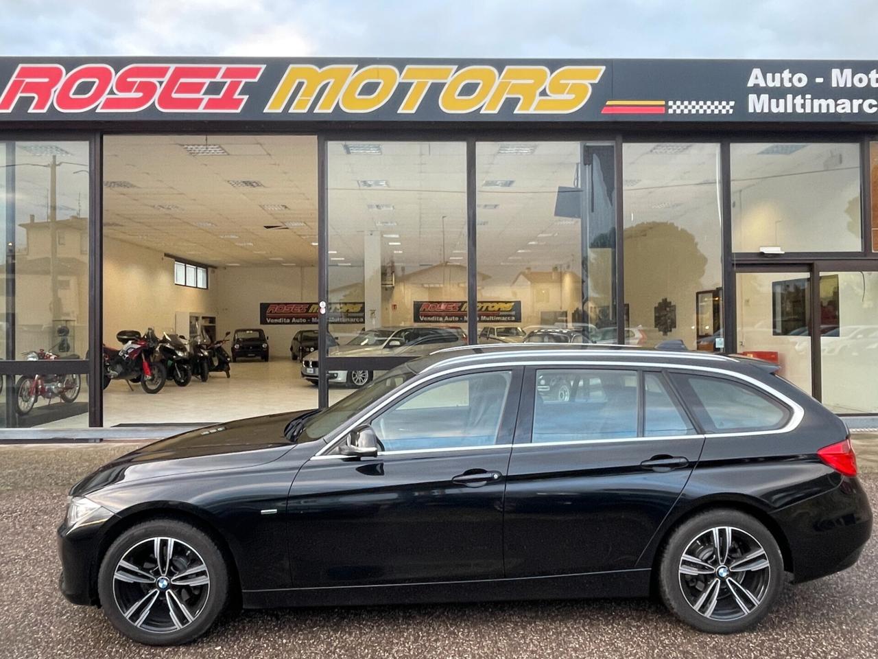 Bmw 318 318d Touring Luxury aut. NEOPATENTATI - GANCIO TRAINO