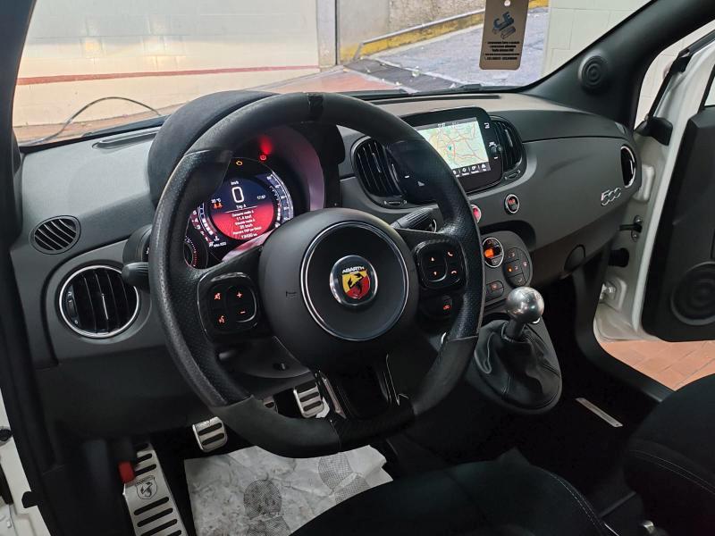 Abarth 595 1.4 t-jet Competizione 180cv