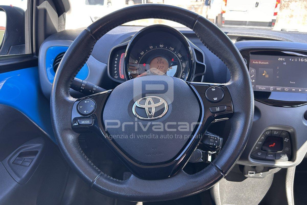 TOYOTA Aygo 1.0 VVT-i 72 CV 5 porte x-trend