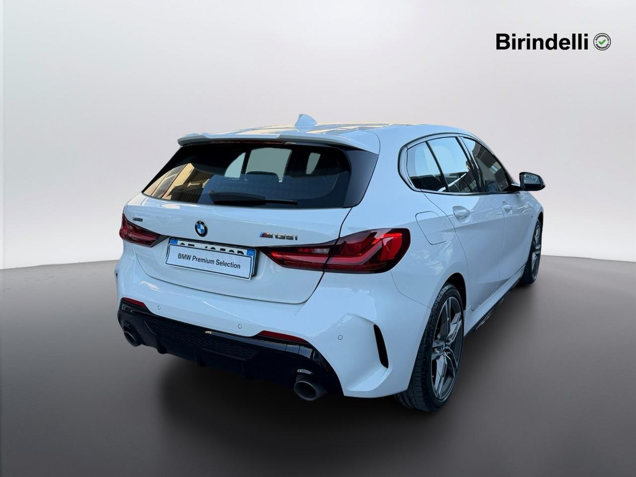 BMW Serie 1 (F40) - M 135i xDrive