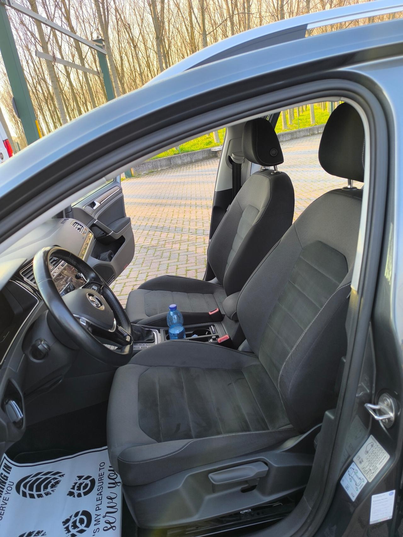 Volkswagen Golf Variant 2.0 TDI Executive BlueMotion Technology