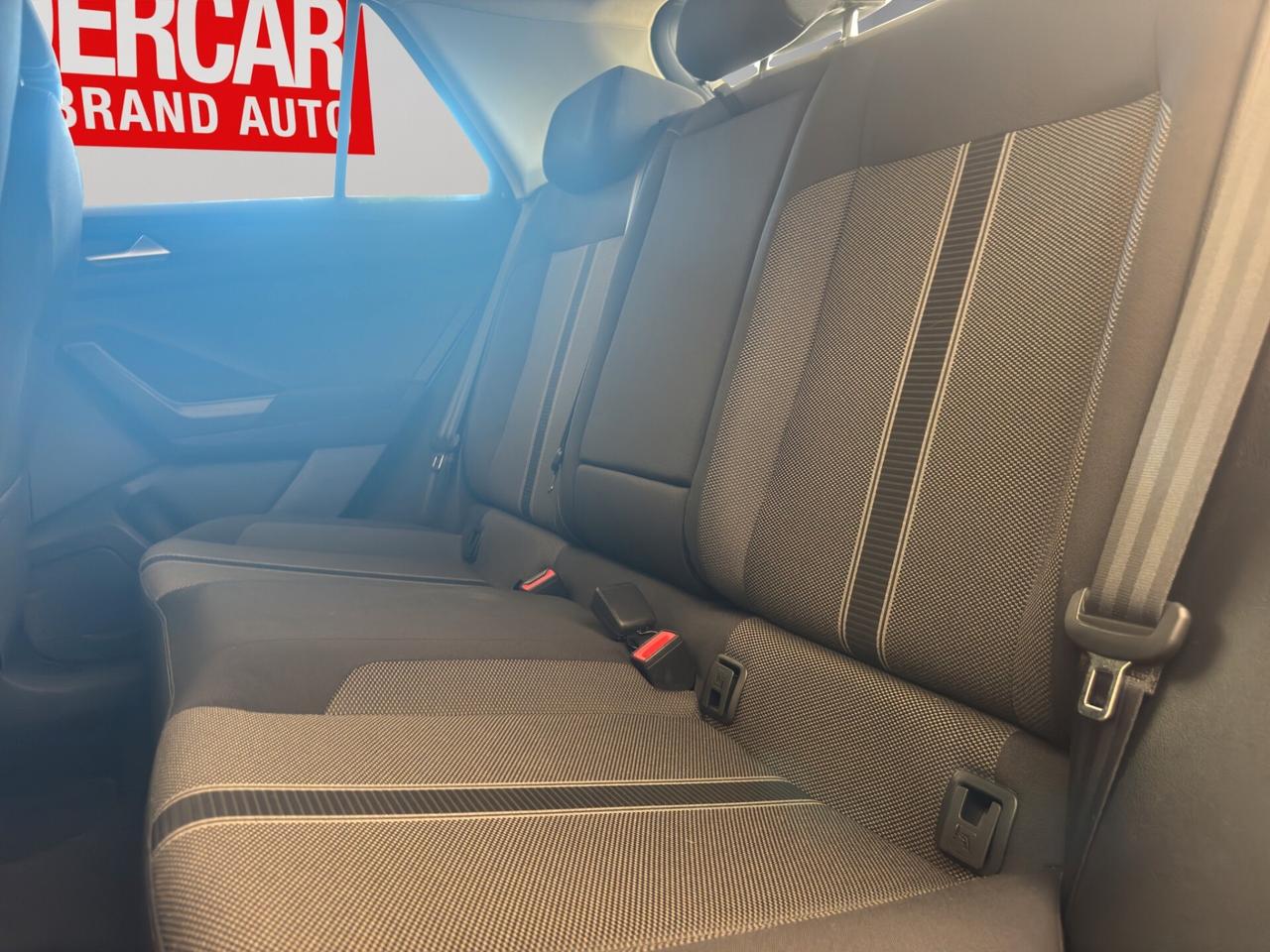 Volkswagen T-Roc 2.0 TDI 150 CV DSG Business BlueMotion Technology