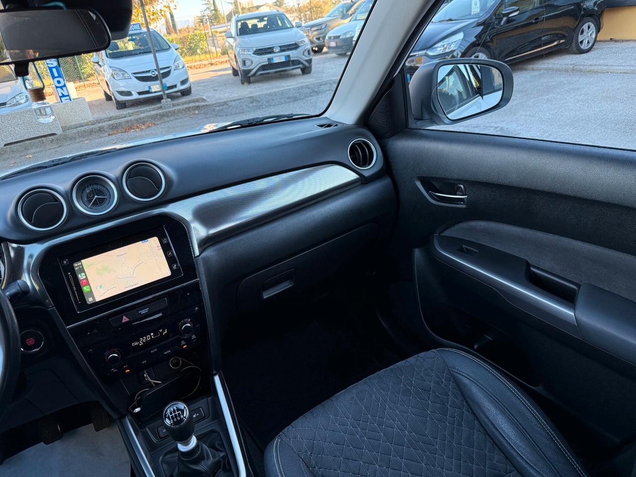 " DA VETRINA " Suzuki Vitara 1.4 Hybrid Top