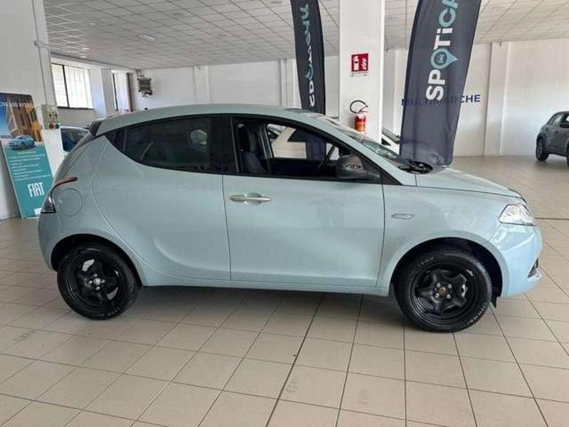 Lancia Ypsilon 1.0 firefly hybrid Oro s