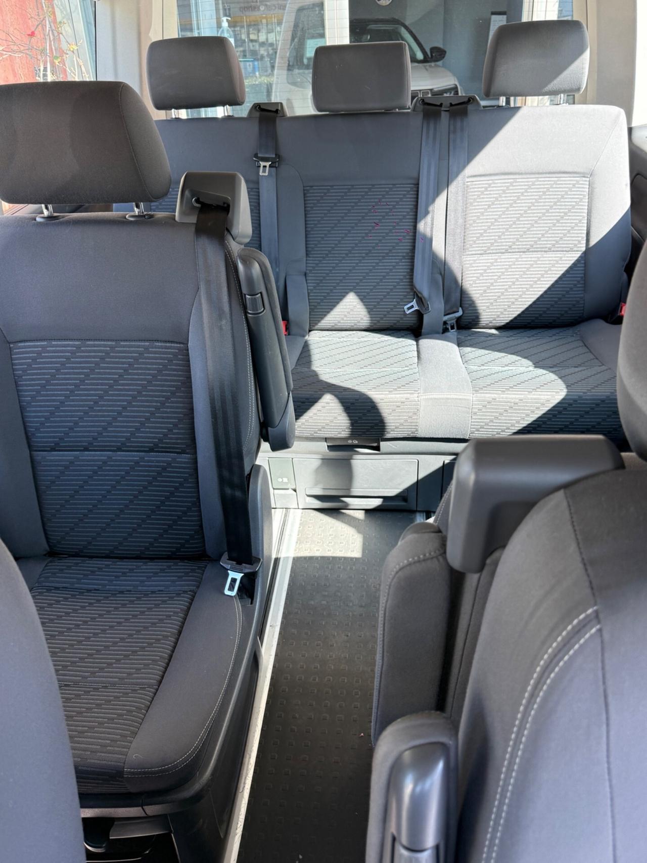 Volkswagen Multivan 2.0 TDI 180CV Highline 7 POSTI