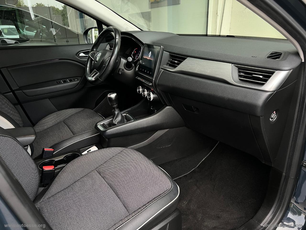 RENAULT Captur TCe 140 CV Intens