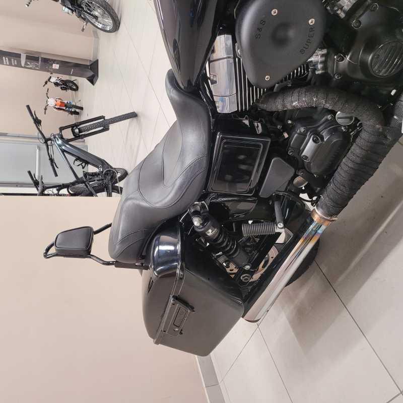 Harley-Davidson 1690 Switchback - 2012