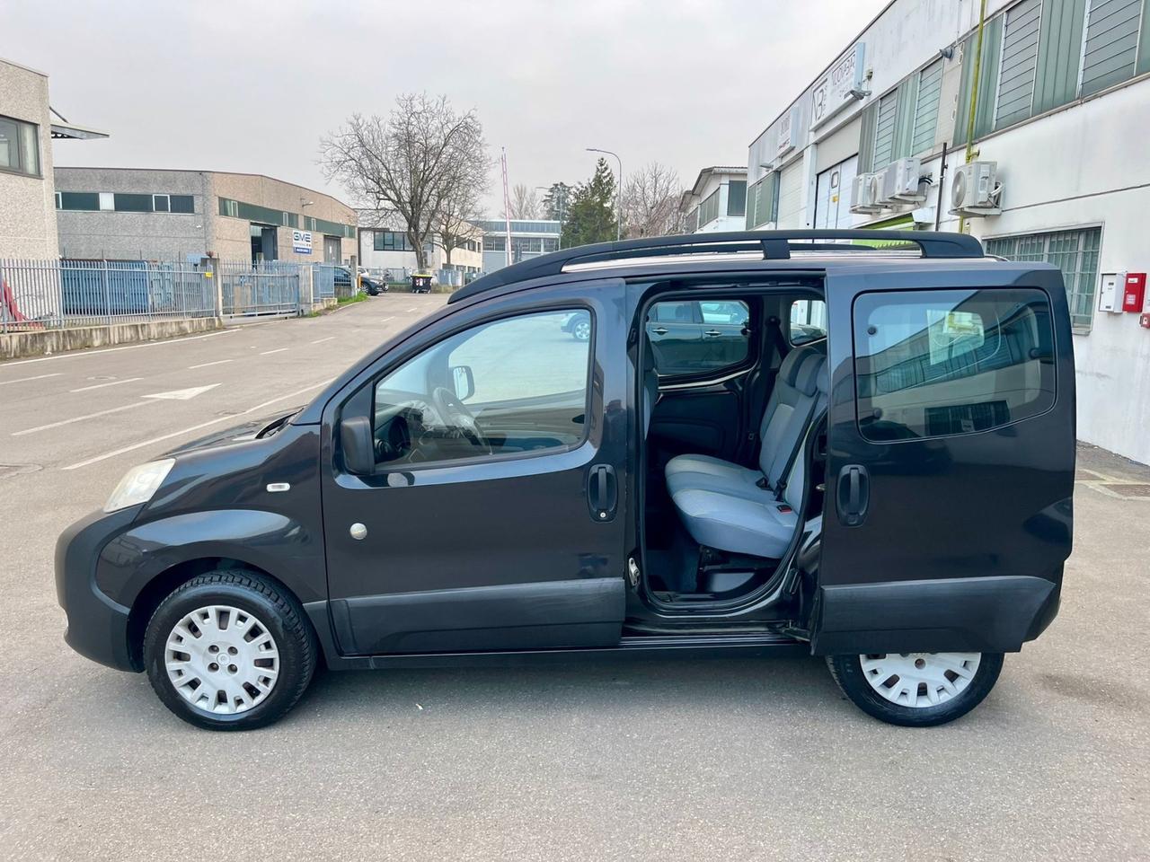 Peugeot Bipper 1.4benz 2010 156.000km 5posti