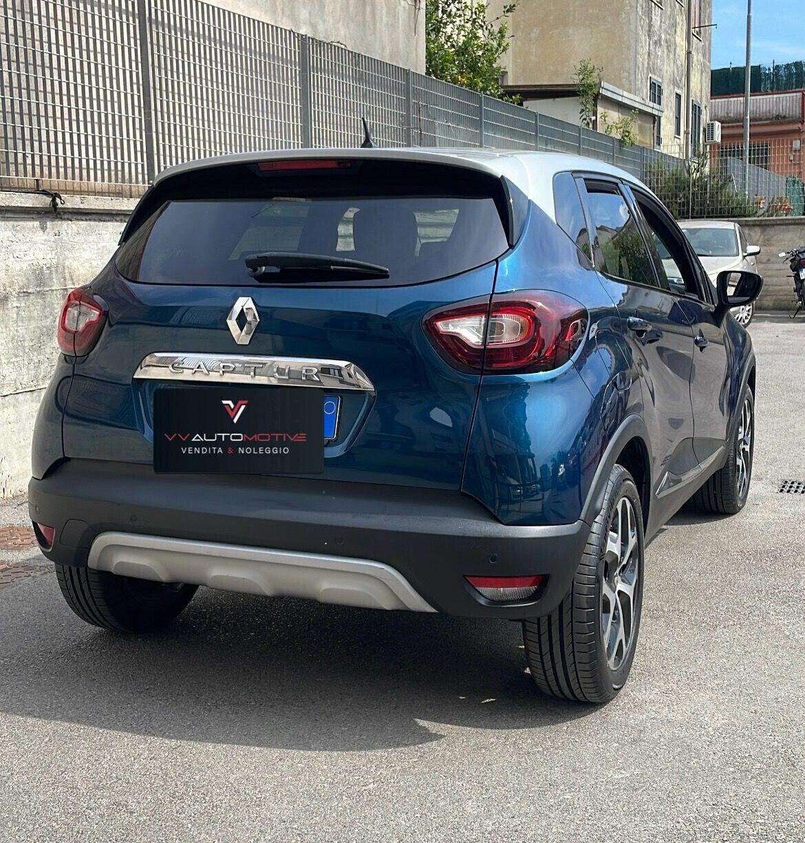 Renault Captur dCi 8V 110 CV Start&Stop Energy Initiale Paris