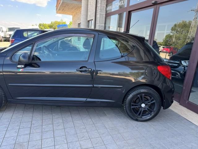 Peugeot 207 3p 1.4 hdi XS