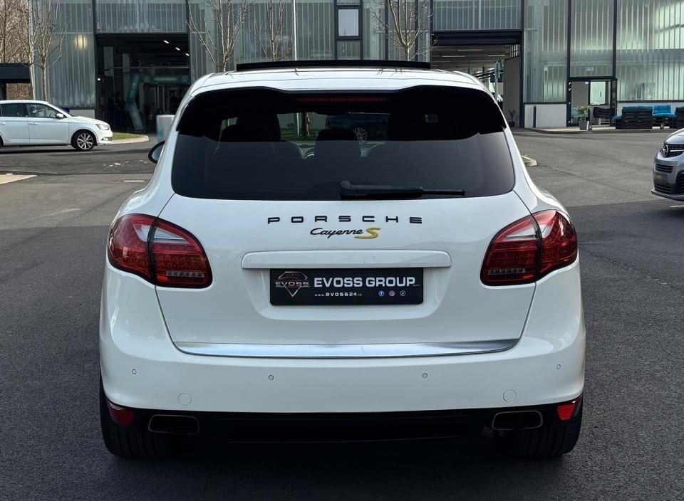 Porsche Cayenne S