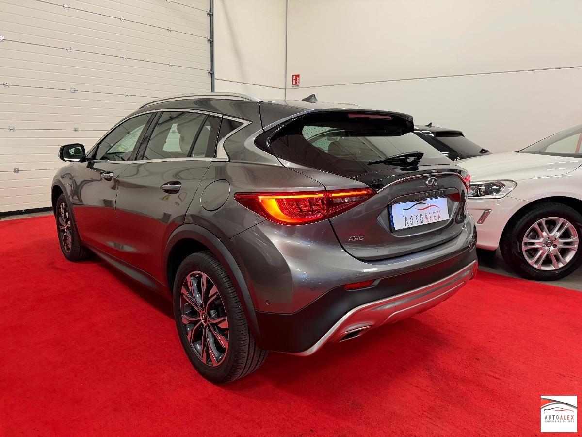 INFINITI - QX30 2.2d Premium Tech awd dct