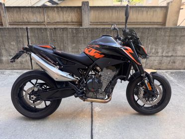 Ktm 890 Duke KM 8000