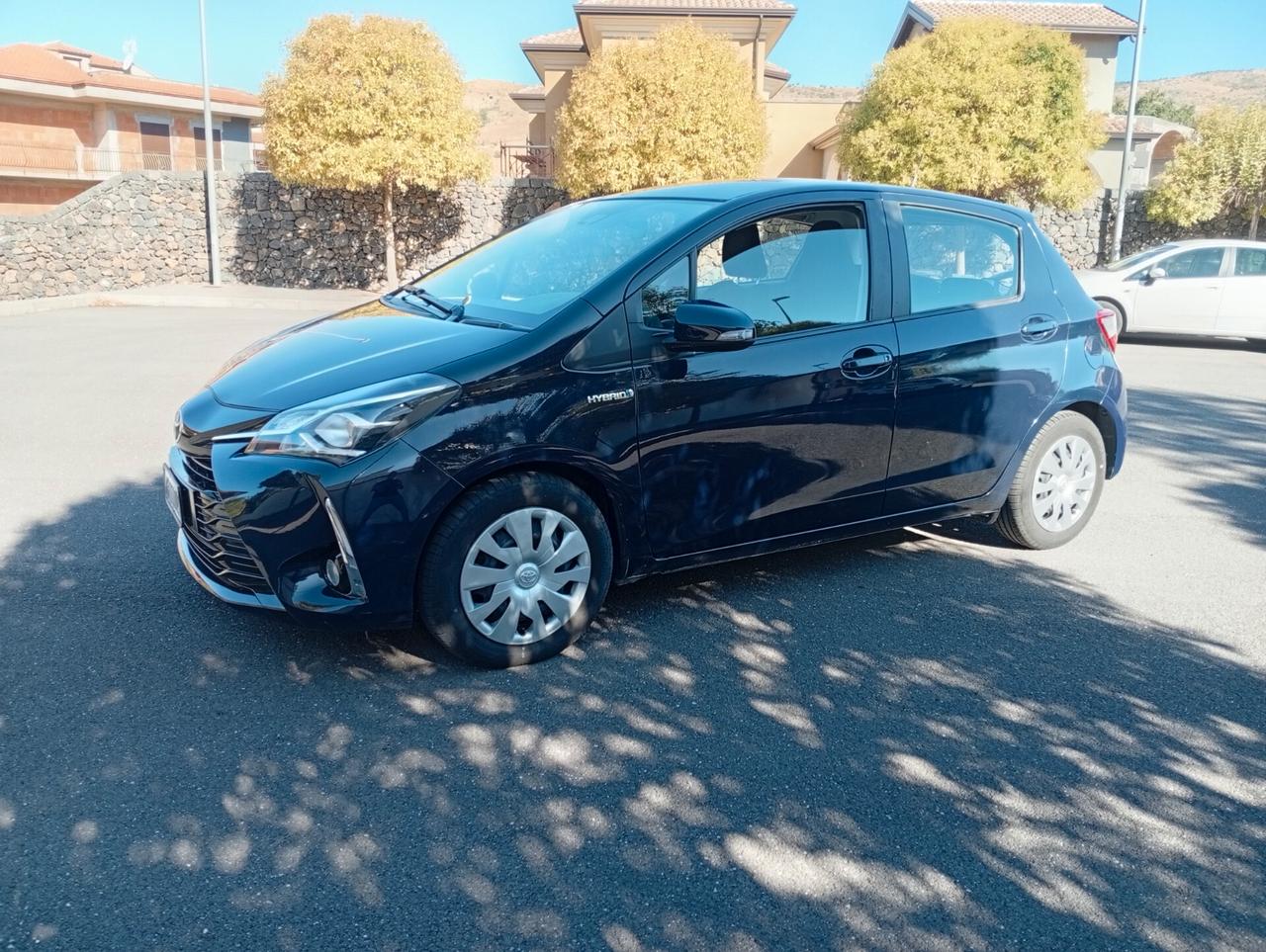 Toyota Yaris 1.5 Hybrid 5 porte Cool