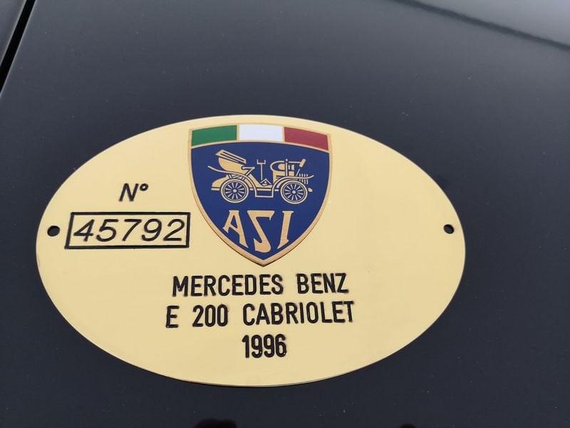 Mercedes-Benz Serie E E 200 cat Cabriolet ASI