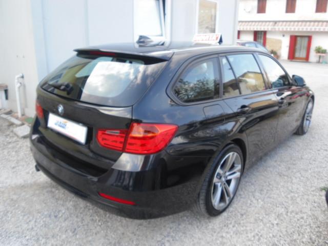 Bmw 320 320d TOURING Sport AUT 184CV