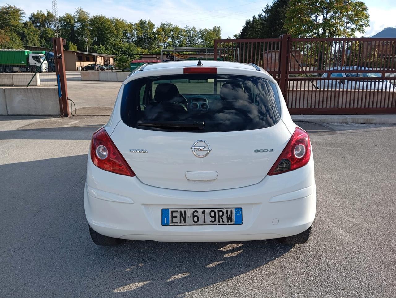 Corsa 1.2 GPL KM CERTIFICATI