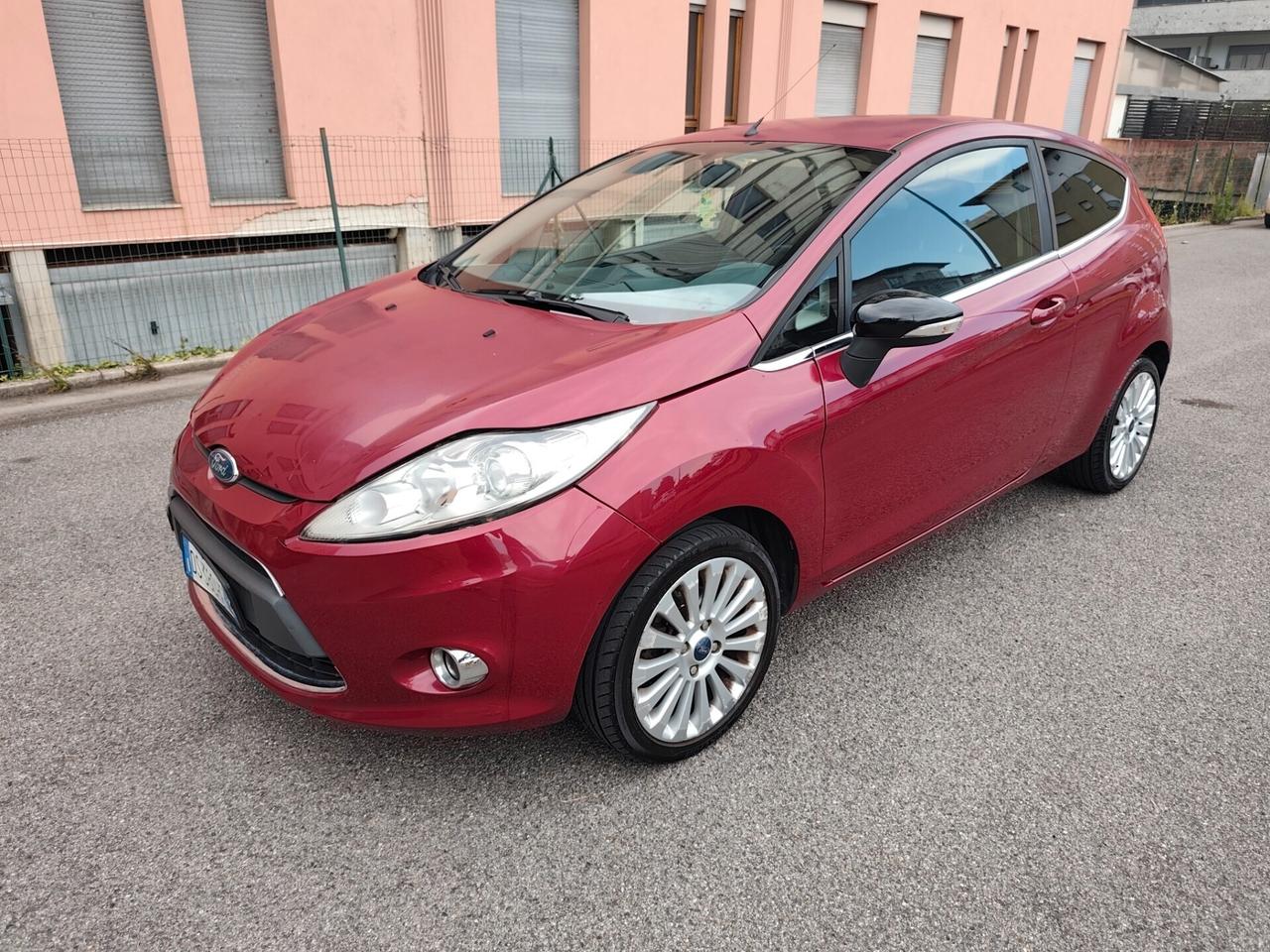 Ford Fiesta 1.2 Benz 82CV 3 porte Titanium