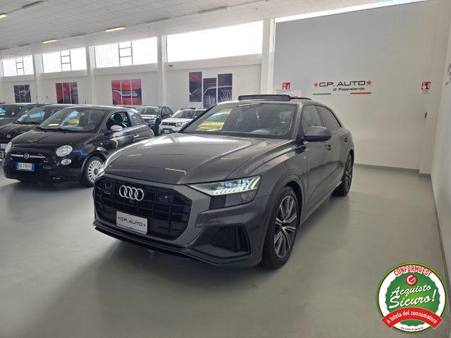 AUDI Q8 50 TDI 286 CV quattro tiptronic Sport + Tetto