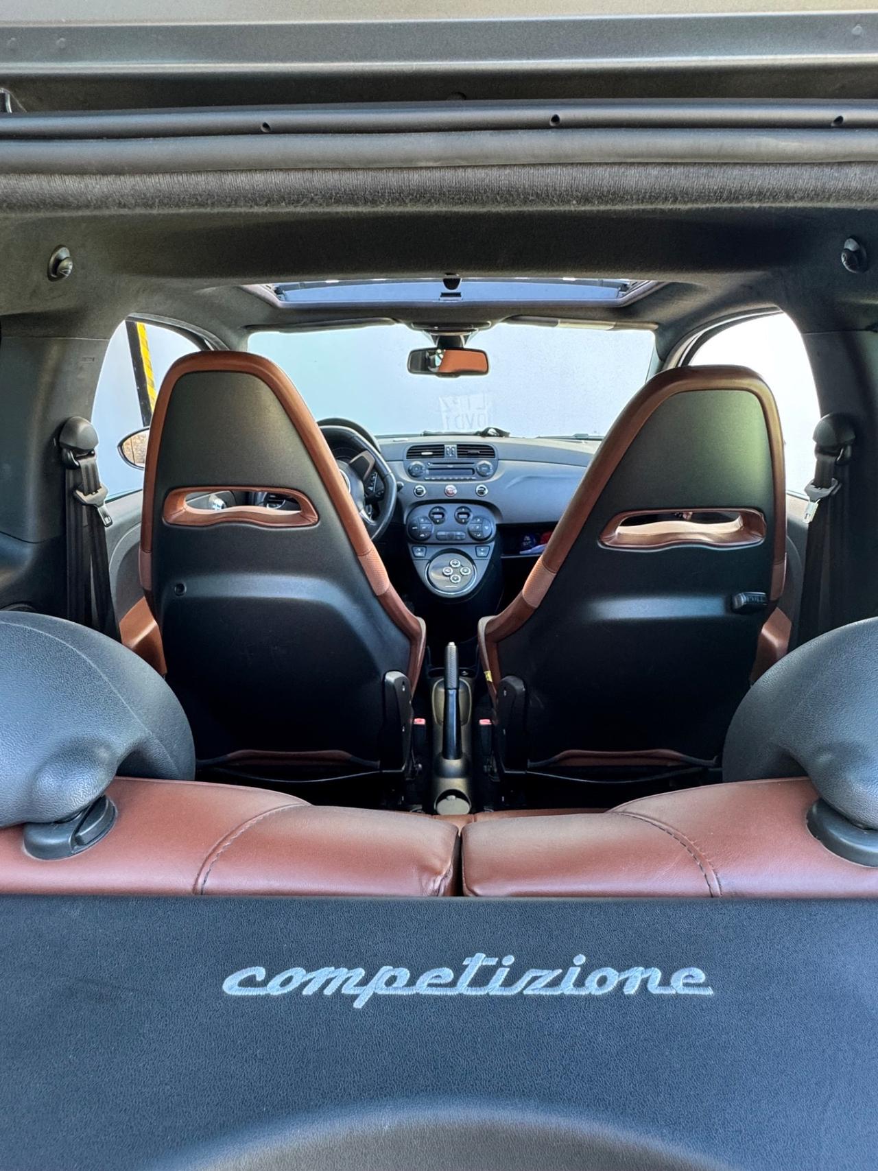 Abarth 595 1.4 T-Jet 160 CV MTA Competizione SABELT