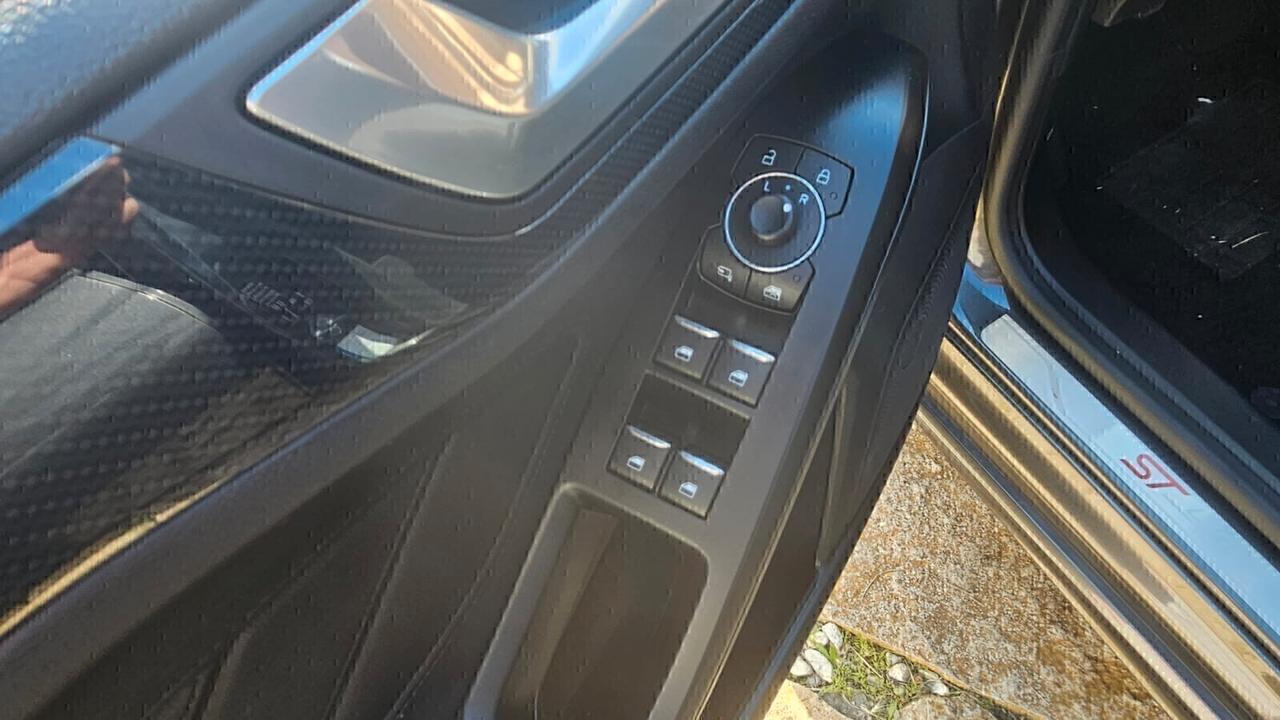 Ford Focus 1.0 EcoBoost Hybrid 125 CV 5p. ST-Line Design