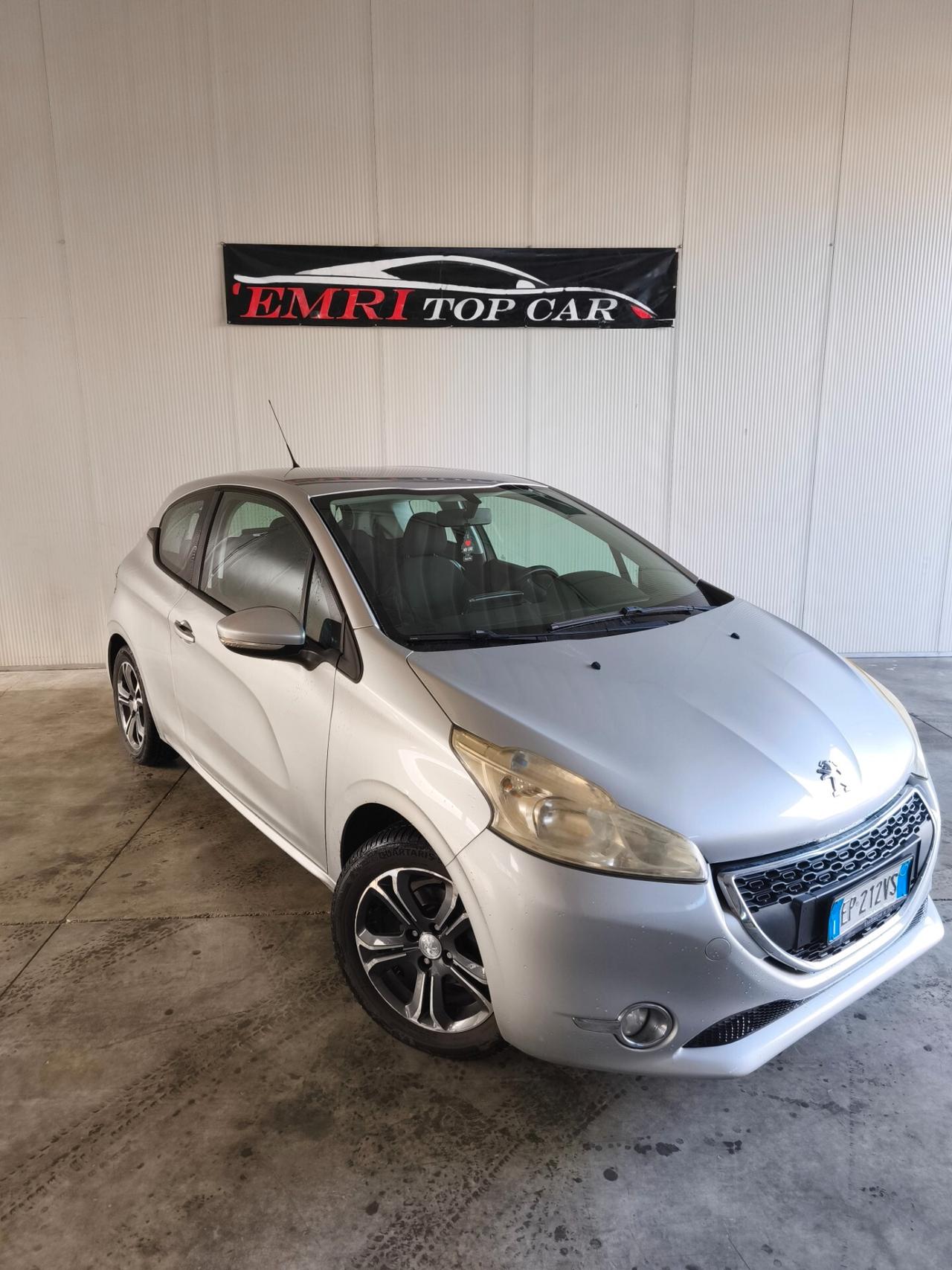 Peugeot 208 1.4 HDi 68 CV 3 porte Allure