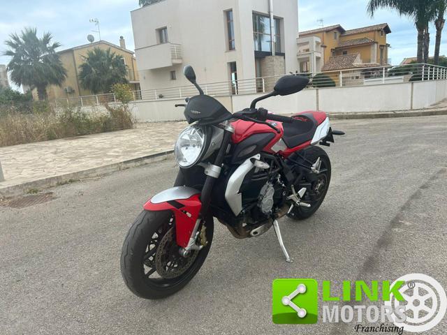 MV AGUSTA Brutale 800 .