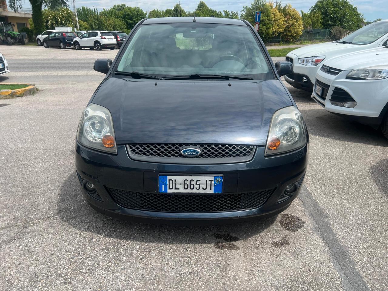 Ford Fiesta 1.4 TDCi 5p. Ghia