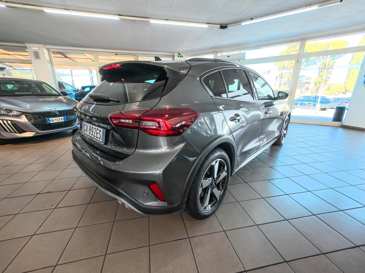 Ford Focus 1.0 EcoBoost Hybrid 125 CV 5p. Active X KM 5600 Garanzia estendibile fino a 2031