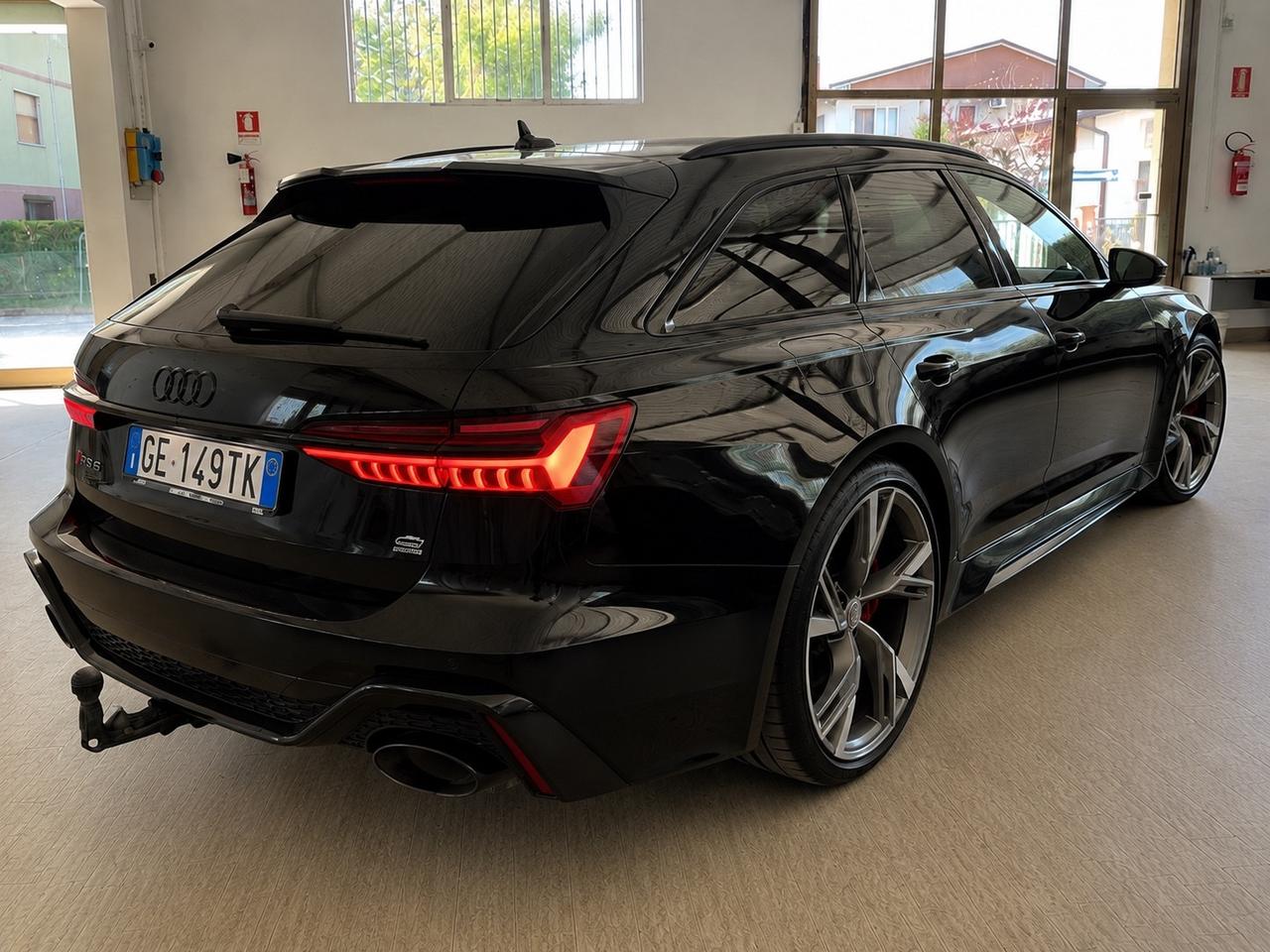 Audi A6 RS 6 Avant 4.0 TFSI V8 quattro tiptronic Performance