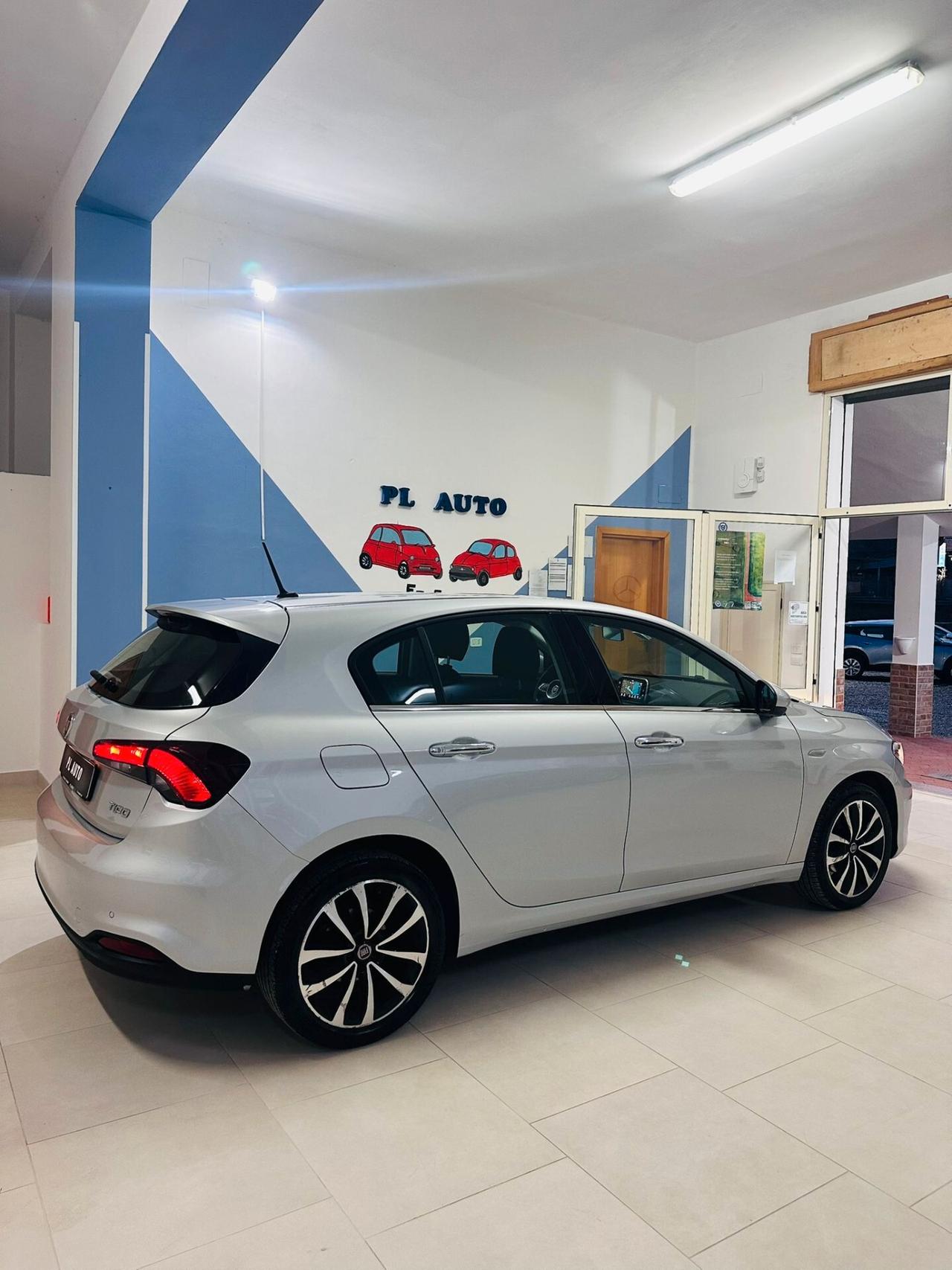 Fiat Tipo 1.6 Mjt S&S 5 porte Sport