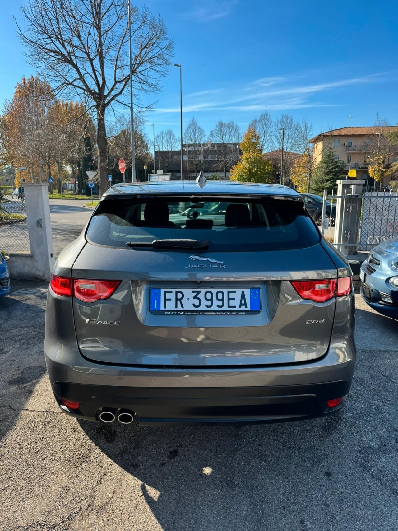 Jaguar F-Pace 2.0 D 180 CV AWD Portfolio