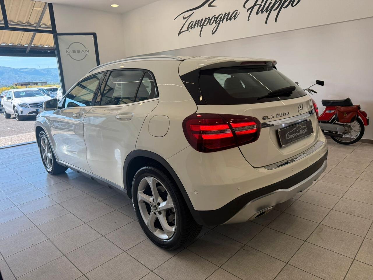 Mercedes GLA 200d 4Matic Sport IVAESPOSTA 2019
