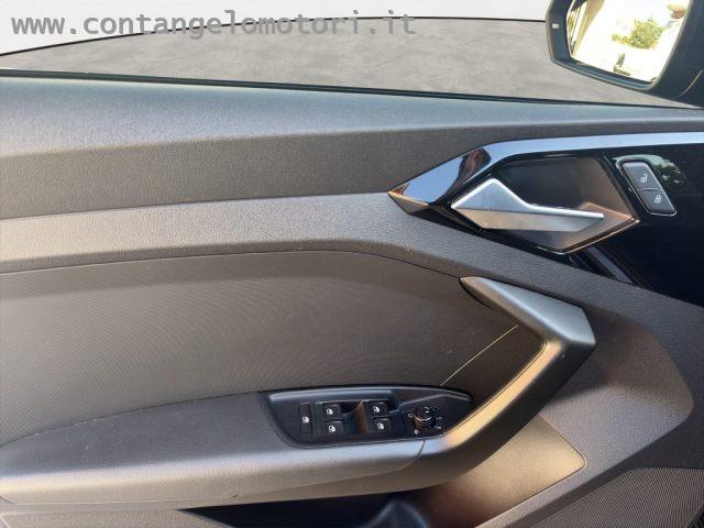 AUDI A1 citycarver 30 TFSI S tronic