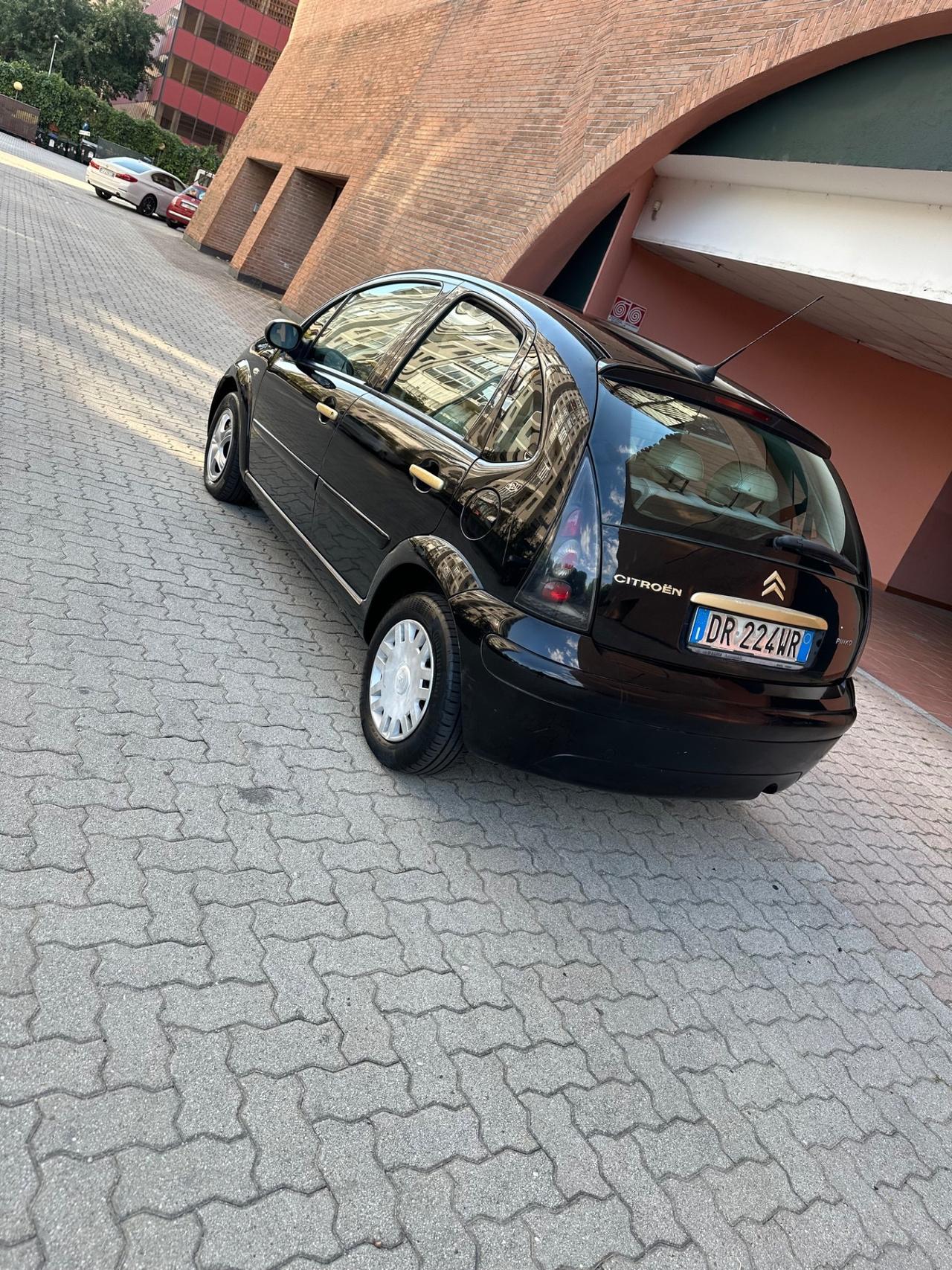 Citroen C3 1.4 16V Gold by Pinko