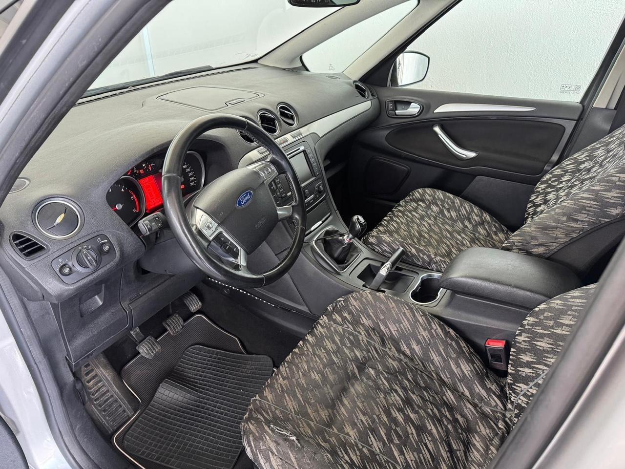 Ford S-Max 2.0 TDCi 140CV Nav Edition