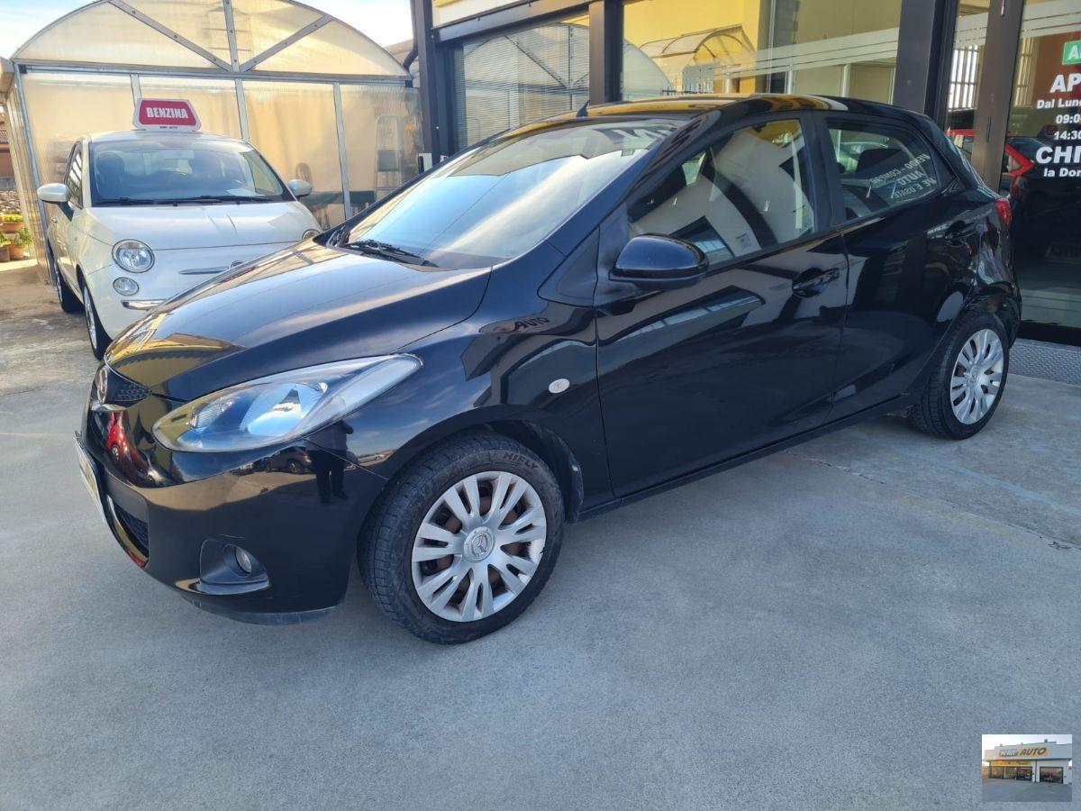 Mazda2 1.3 Benzina-Neopatentati-Anno 2010