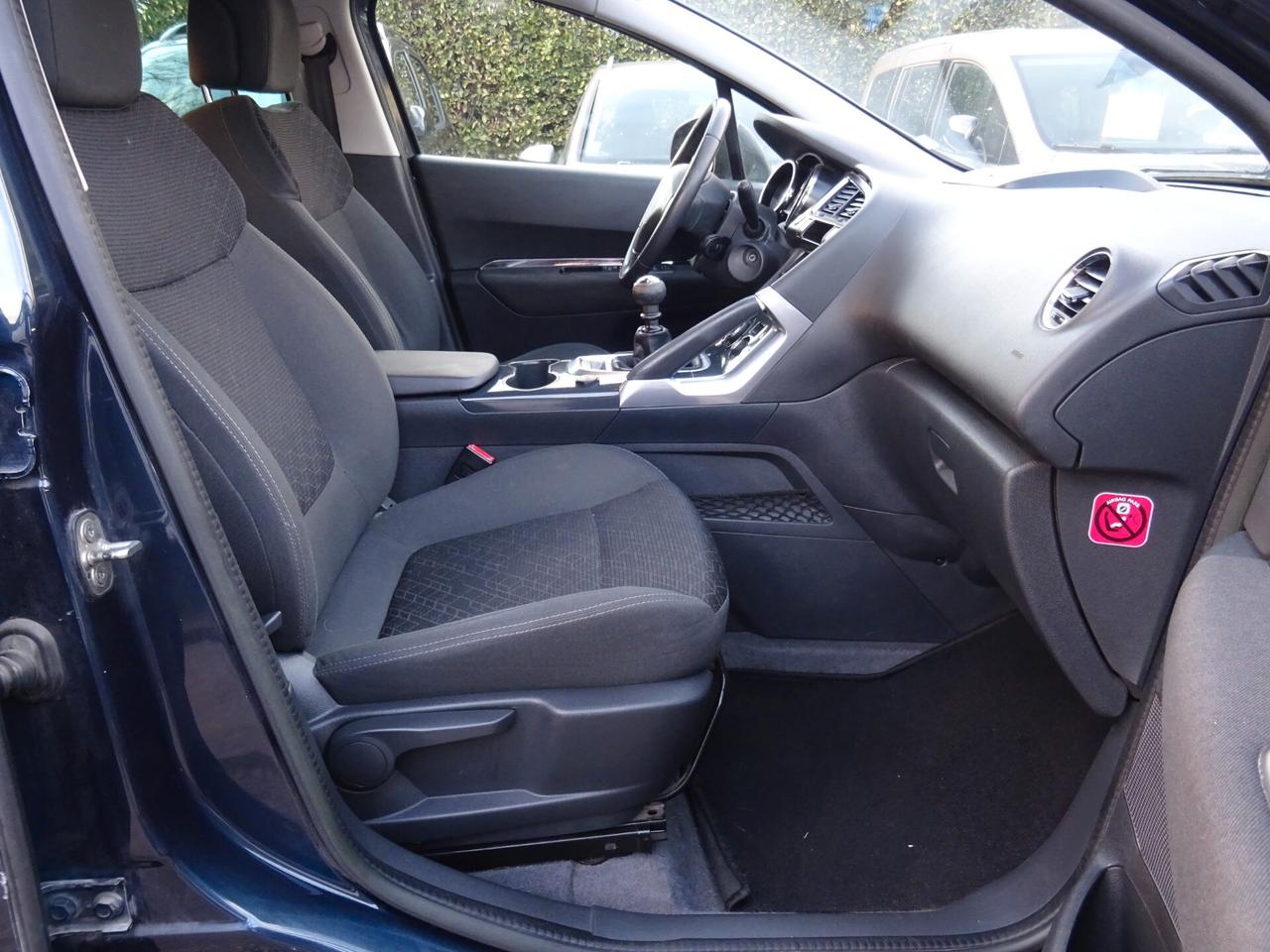 Peugeot 3008 1.6 HDi 115CV Business