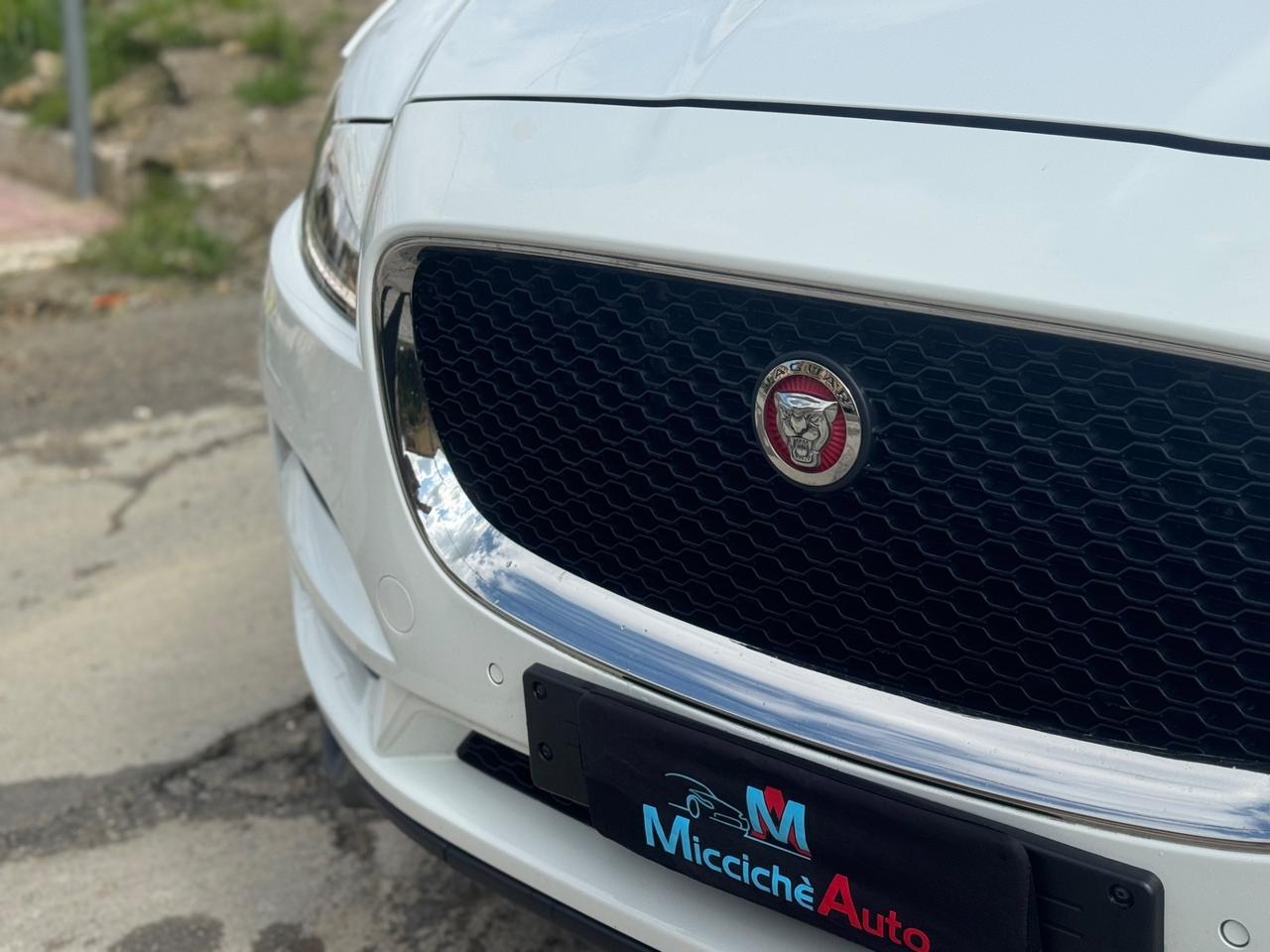 JAGUAR F-PACE 20D 180 CV PRESTIGE FULL TETTO VIRTUAL