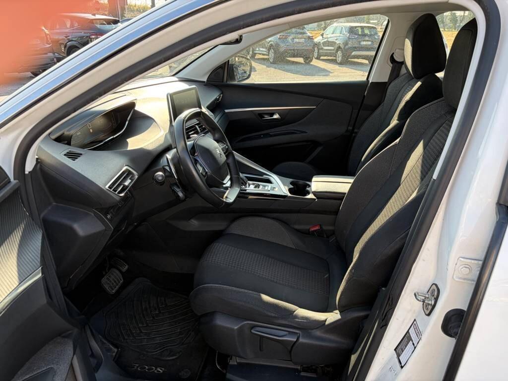 Peugeot 3008 BlueHDi 130 S&S EAT8 Active
