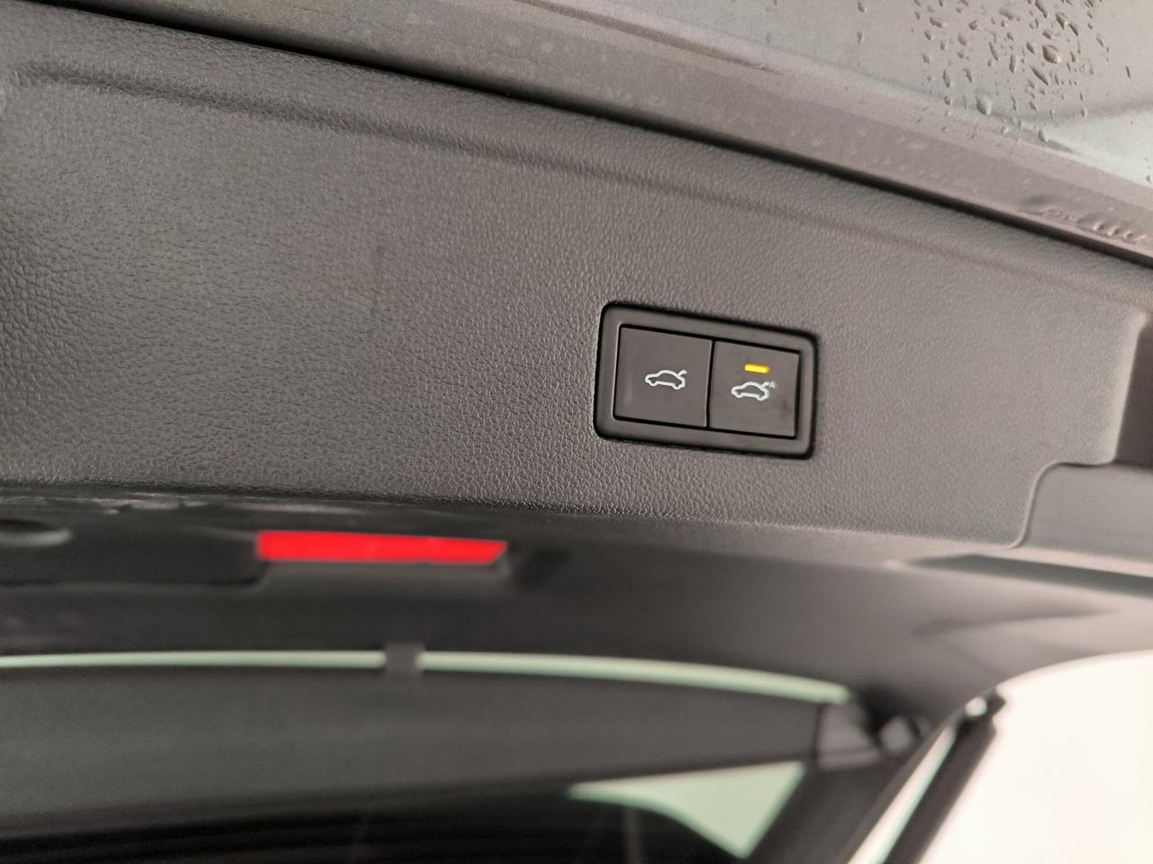 Volkswagen Touareg 3.0 v6 tdi scr elegance 231cv auto