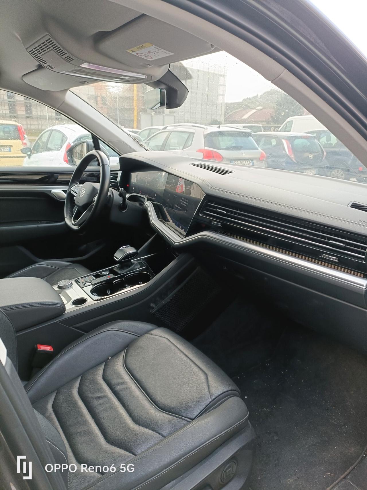 Volkswagen Touareg 3.0 V6 TDI SCR Elegance